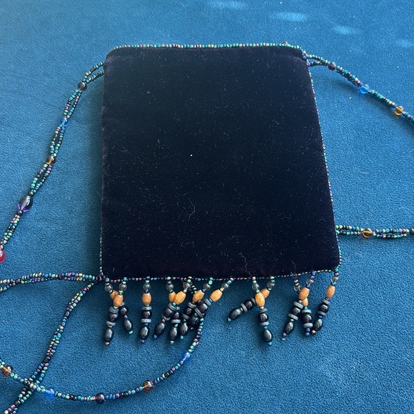 Vintage Velvet Beaded Evening Crossbody Bag with Beaded Strap - Picture 5 of 6